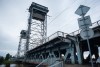 «Шрамы от машин»: как большегрузы разрушают двухъярусный мост в Калининграде