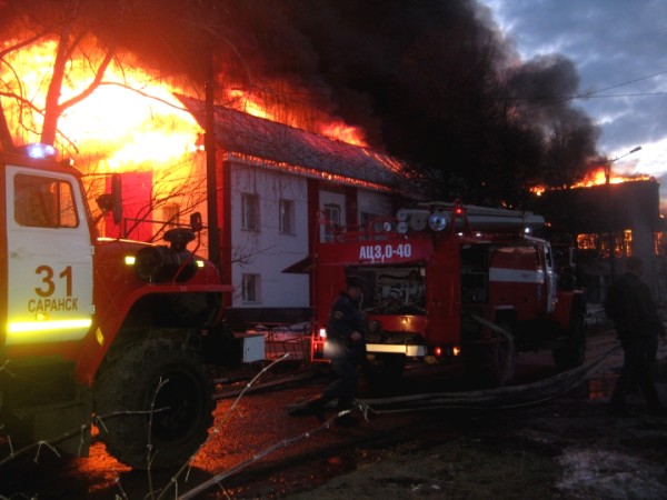 Пожар на тренировочной базе в Саранске