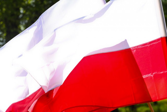 «Против СССР и ЕС»: в городах Польши проходят Марши независимости