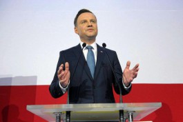 Польский президент: Если можно пойти в магазин за продуктами, то и на выборы — можно