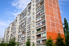 В Калининграде с балкона пятого этажа выпал 11-летний мальчик