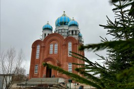 На новый храм в микрорайоне Сельма в Калининграде установили купола  (фото)