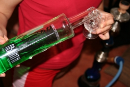 Региональное управление Роспотребнадзора призывает калининградцев не пить в Турции местный алкоголь