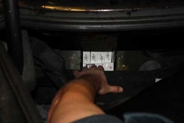 Поляк лишился автомобиля «Ягуар» из-за контрабанды калининградских сигарет