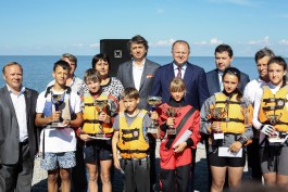 вручение кубков победителям яхтенной регаты на «Кубок Альтримо»