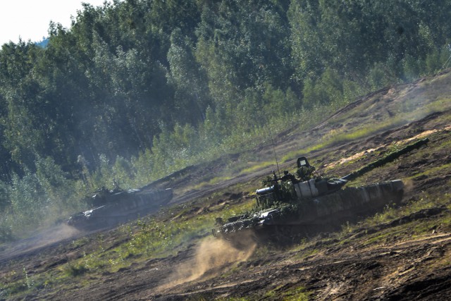 На учениях «Запад-2017» задействовали новейшую версию танков Т-72БЗ