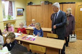 Глава администрации Светловского округа посетил школу № 3
