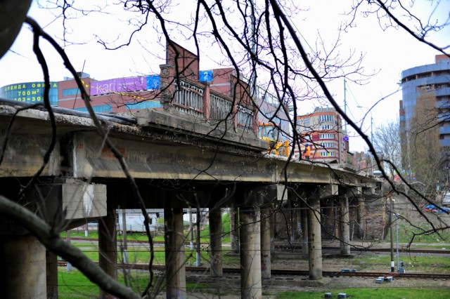 Во время ремонта второй половины моста на Озерова направление движения транспорта не изменится