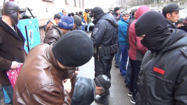 В Калининграде полицейские задержали восемь нелегальных мигрантов