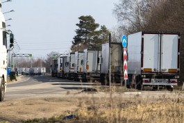 В очереди на выезд из Калининградской области в Литву скопилось 250 фур
