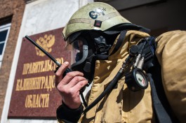 «Из кабинетов за 6,5 минут»: чиновников областного правительства эвакуировали во время пожарных учений (фото)