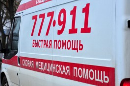 На Московском проспекте «легковушка» влетела в отбойник: двое пострадавших