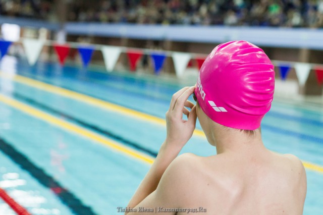 «Семь рекордов»: на старт областного чемпионата по плаванию вышло 322 участника (фото)
