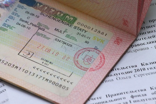 МИД внёс в кабмин предложение о переходе на электронные визы в Калининградской области