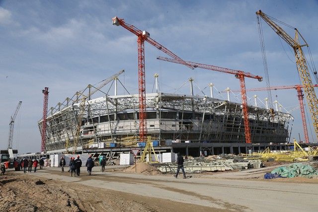 Власти перенесли срок ввода в эксплуатацию стадиона к ЧМ-2018 в Калининграде