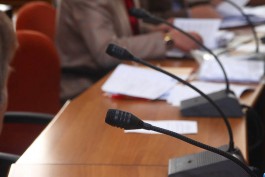 Депутаты сократили кворум для заседаний Окружного совета