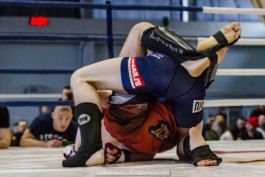 Калининградский тяжеловес Дмитрий Смоляков проиграл поединок на турнире по боям без правил