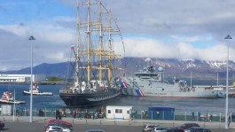 «Крузенштерн» повредил два исландских корабля в порту Рейкьявика (фото, видео)