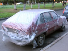Мельников: На признание автомобиля брошенным уходит ровно год