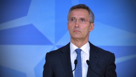 Генсек НАТО: Мы не хотим новой холодной войны и гонки вооружений с Россией
