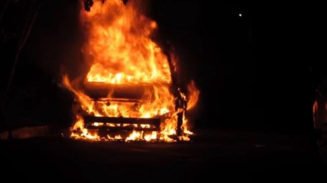 Полиция завела дело по факту возгорания «Ленд Крузеров» в Янтарном 