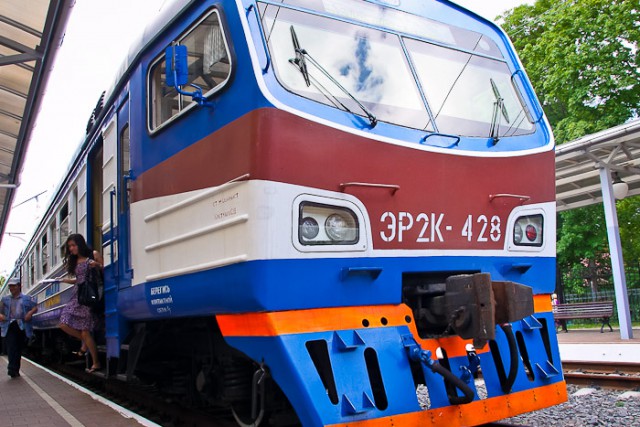 В выходные КЖД увеличит число вагонов в поездах приморского направления