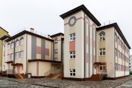 В Зеленоградске затопило территорию нового детского сада (фото)