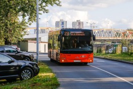В Калининграде повышают плату за проезд в автобусах до 28 рублей, в маршрутках — до 30