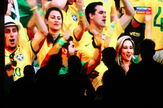 «Бразилия — фу, Хорватия — вперёд»: как прошло открытие фестиваля болельщиков в Калининграде (фото)