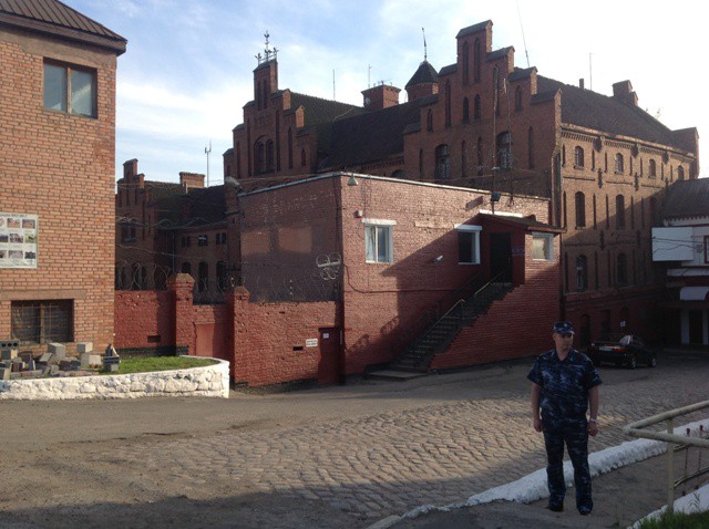 Региональные власти договорились с ФСИН о переносе тюрьмы из замка Тапиау