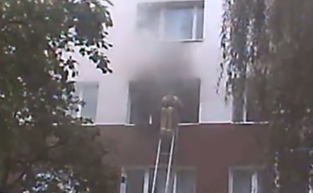 При пожаре на улице Хмельницкого в Калининграде погиб мужчина