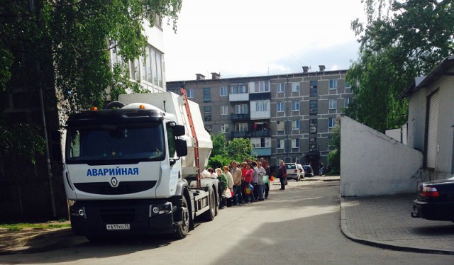 Из-за аварии жители нового микрорайона Калининграда остались без воды