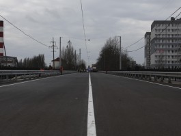 Со вторника по мосту на улице Суворова пустят общественный транспорт