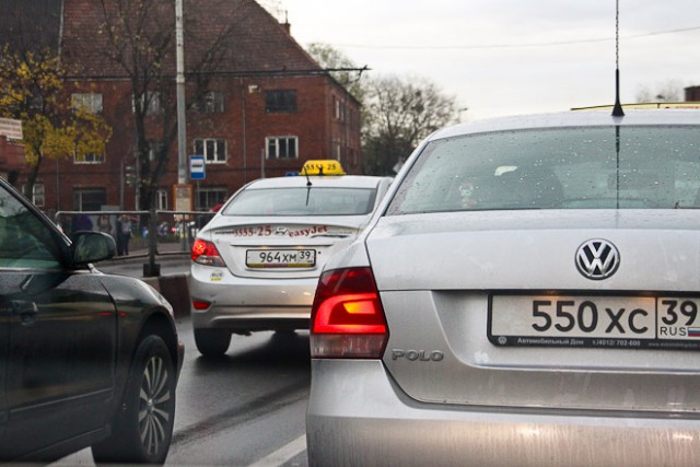 Пробки в Калининграде — из-за родителей, которые возят детей в школу