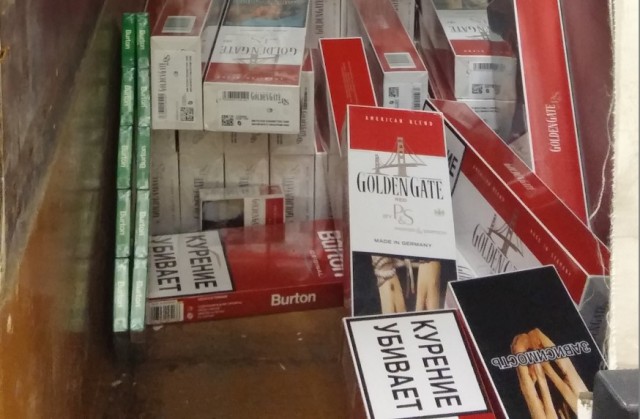 Калининградец лишился фуры из-за контрабанды сигарет в Польшу