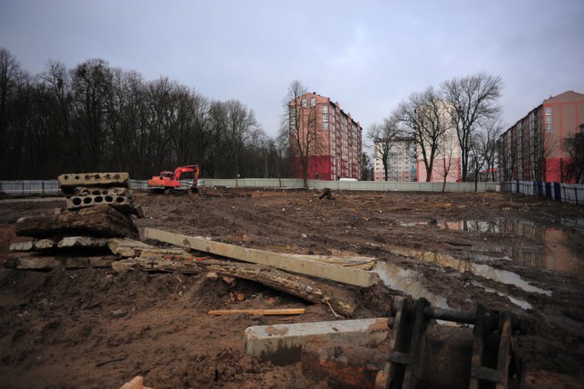 «Взрыв в Сбербанке, кладбище под стройкой и скоростной россиянин»: цифры недели