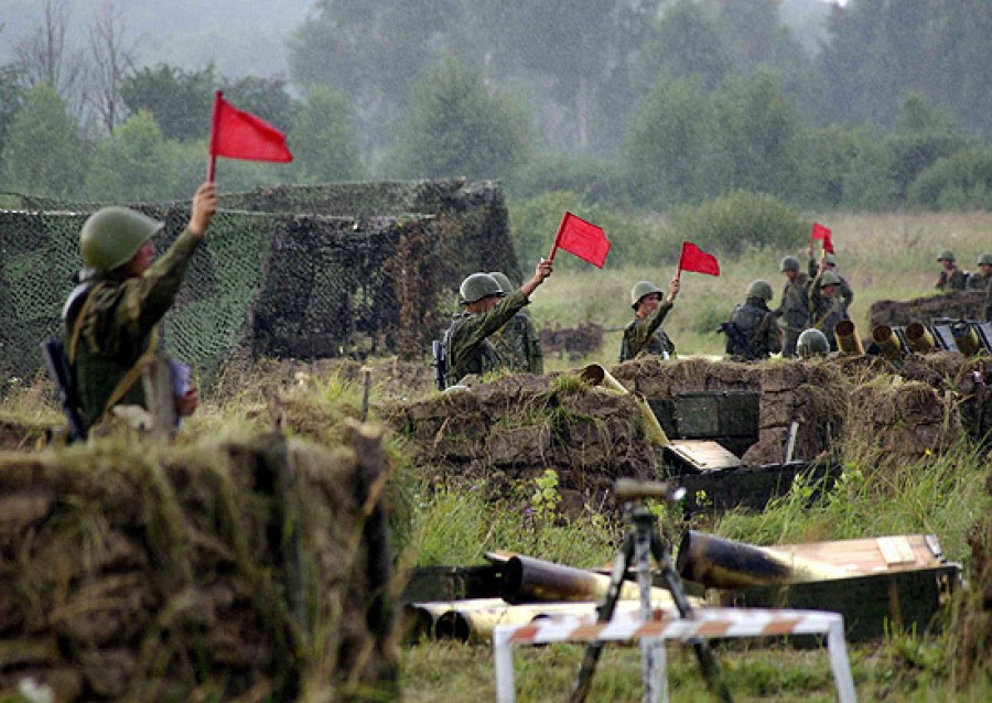 Более ста военнослужащих приняли участие в учениях на полигоне «Хмелёвка»
