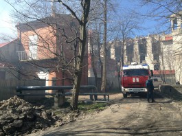 Рядом с променадом в Зеленоградске произошёл крупный пожар (фото)