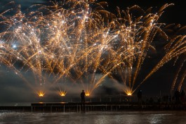 «Пламенное шоу»: как прошёл третий день чемпионата мира по фейерверкам в Зеленоградске (фото)