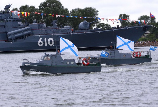 Корабли Балтфлота примут участие в параде Победы в Санкт-Петербурге