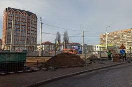 На перекрёстке улиц Фрунзе и 9 Апреля в Калининграде появится бесплатная парковка (фото)