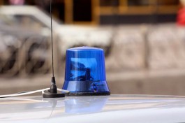 Полиция разыскивает водителя красной машины, сбившей пенсионера в Калининграде