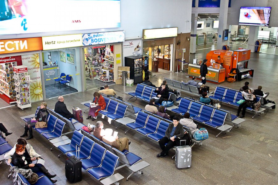 В аэропорту «Храброво» по подозрению в мошенничестве задержали экс-гендиректора «Янтарьэнергосбыта»