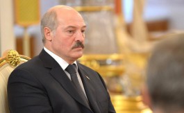 Экзитпол: Александр Лукашенко побеждает на выборах президента Белоруссии