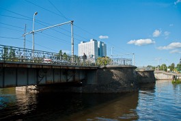 Власти планируют расширить немецкий мост на остров Октябрьский в Калининграде