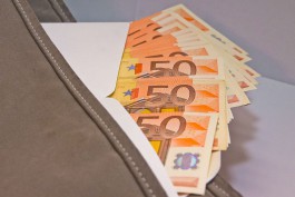 Полиция разыскивает жителя Нестерова за вымогательство 10 тысяч евро у местного бизнесмена