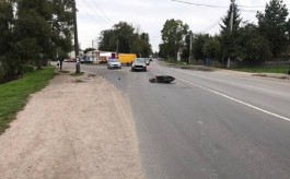 В Гурьевском округе 19-летний скутерист пересёк сплошную и врезался в «Фольксваген»