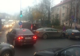 Из-за ДТП на ул. Невского в Калининграде образовалась пробка