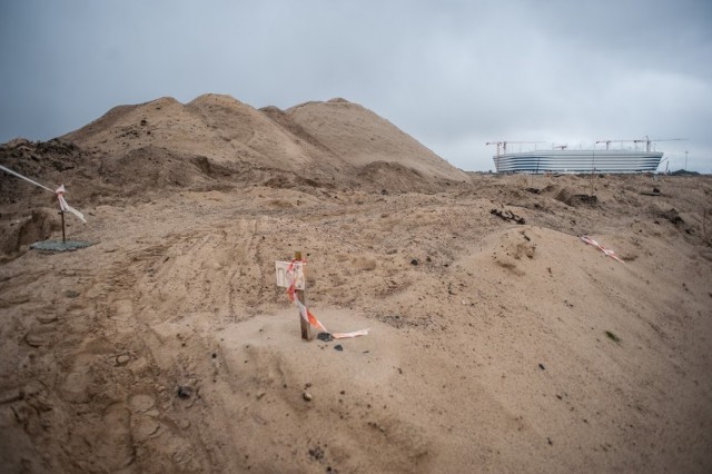 Экс-гендиректора «ГлобалЭлектроСервиса» объявили в розыск за махинации с песком на Острове в Калининграде