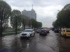 В Калининграде затопило проезжую часть на ул. Пролетарской